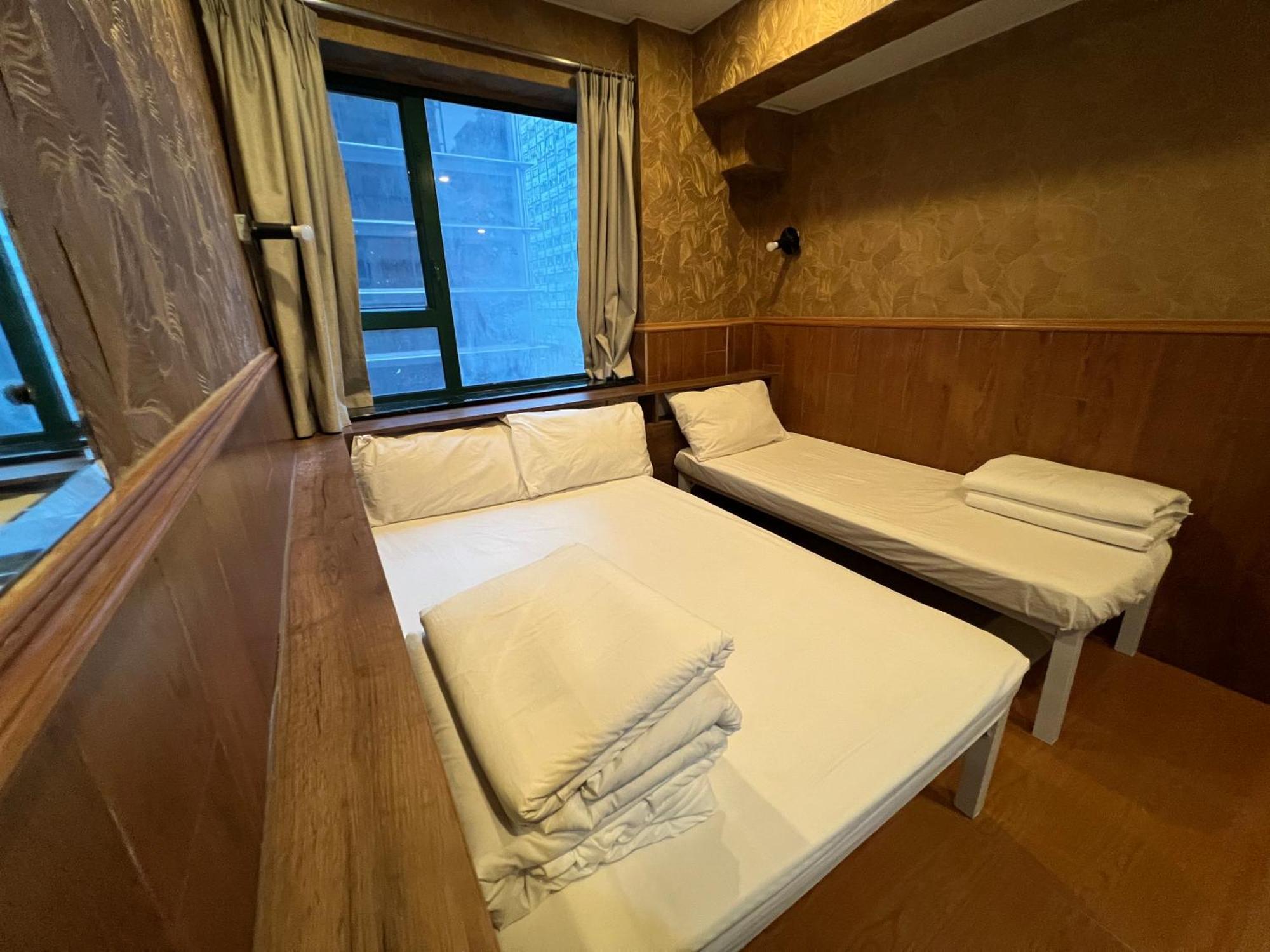 Hostel Just On Nathan Road Hong Kong